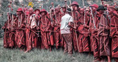 Lebollo la Basotho: Tsela ya ho kena bophelong ba batho ba baholo